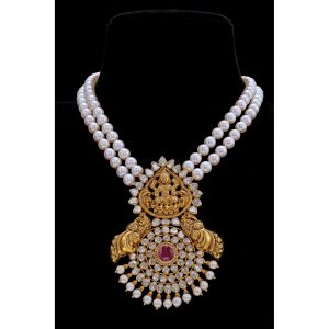 Double-Layered Pearl Gold Necklace